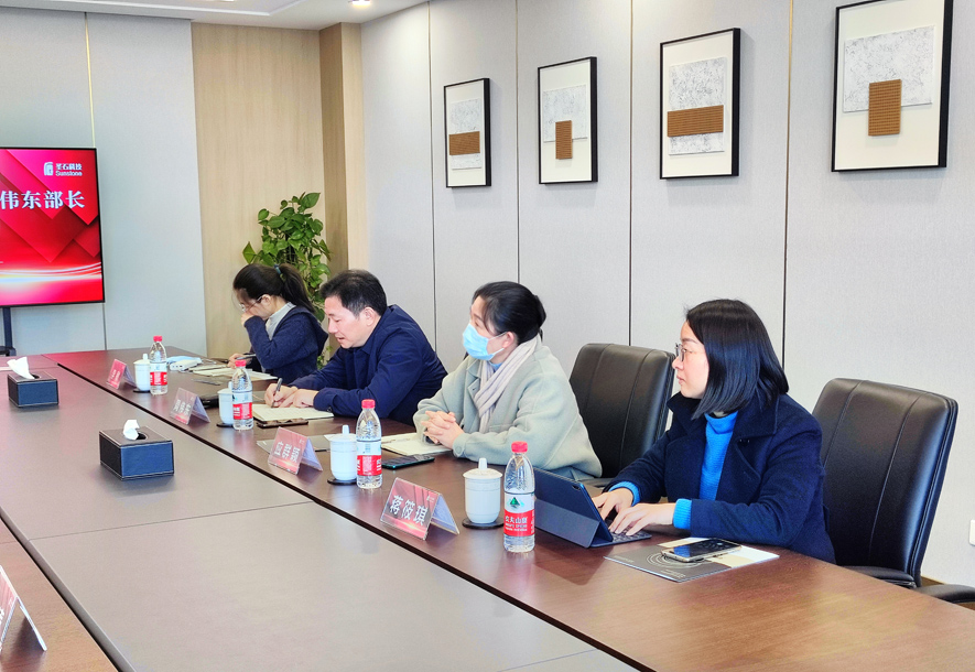 照片2.jpg 照片2.jpg